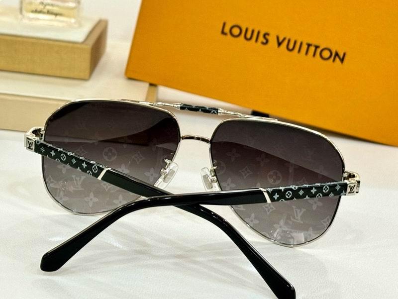 LV Sunglasses 772